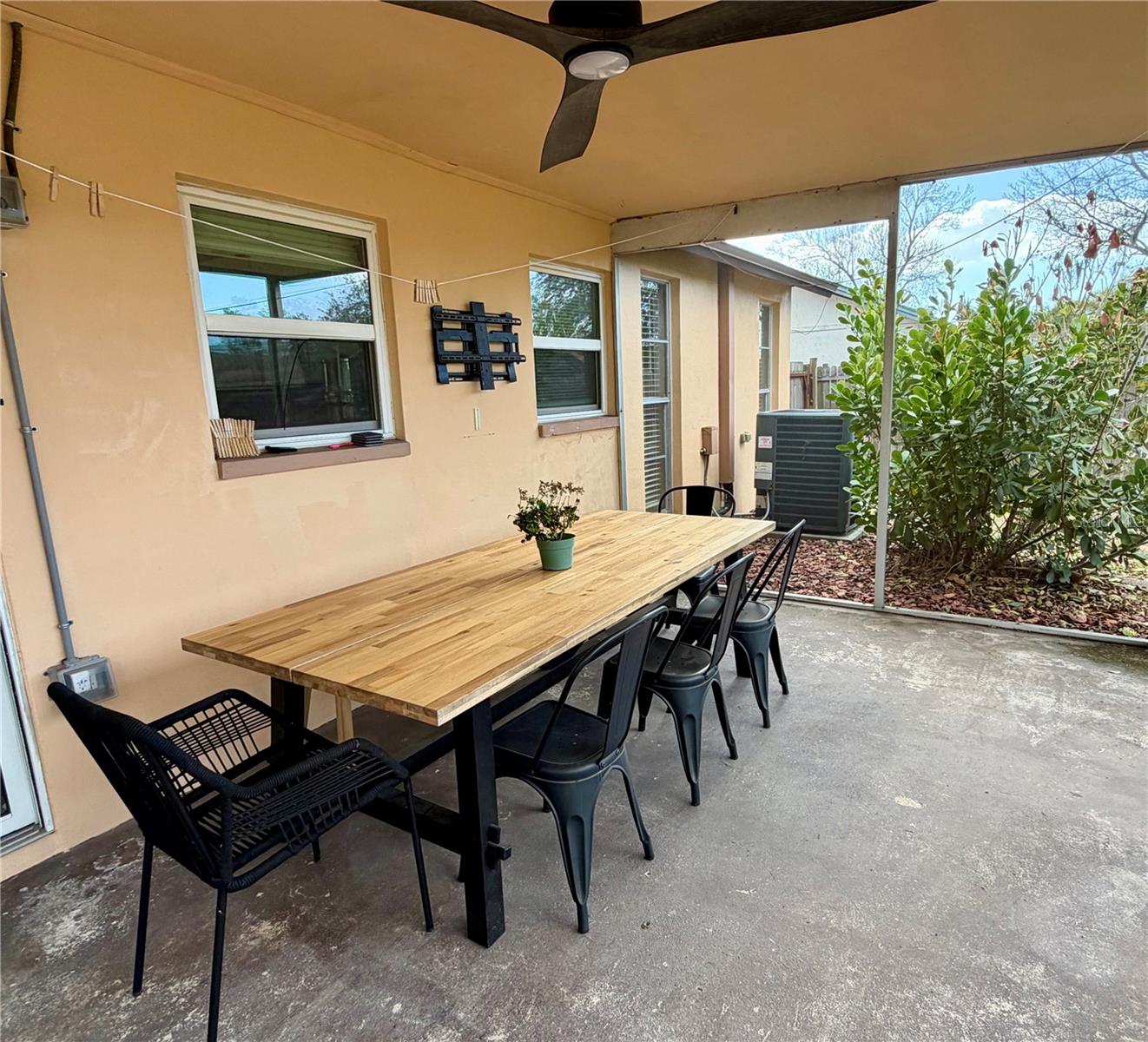 SEVEN SPGS HOMES - Residential