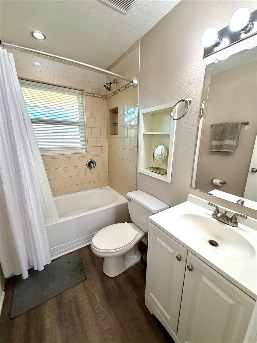 SEVEN SPGS HOMES - Residential