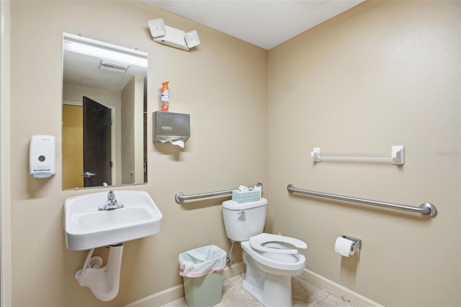 POTTERFIELD GARDEN AC - N - Commercial Sale