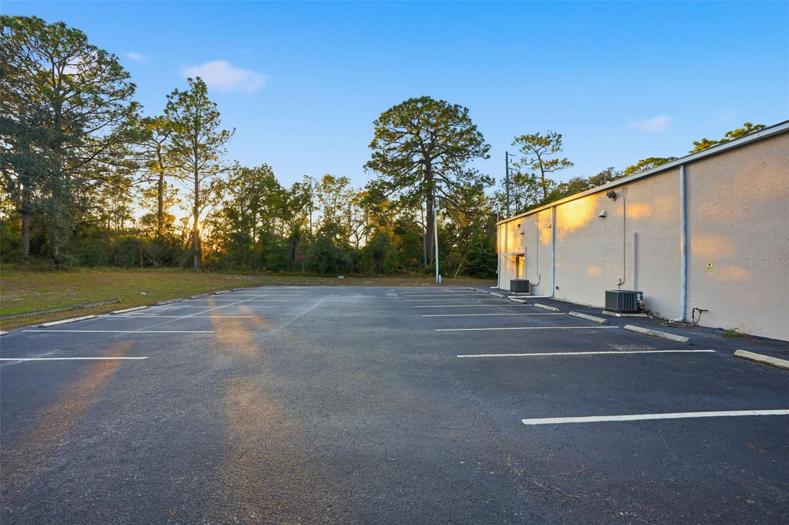 POTTERFIELD GARDEN AC - N - Commercial Sale