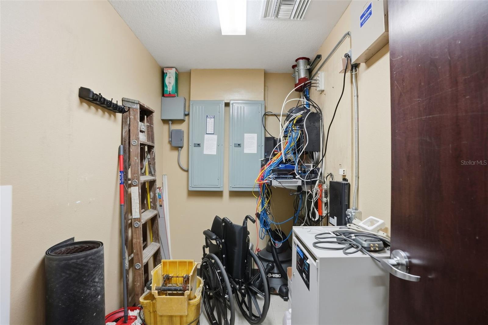 POTTERFIELD GARDEN AC - N - Commercial Sale