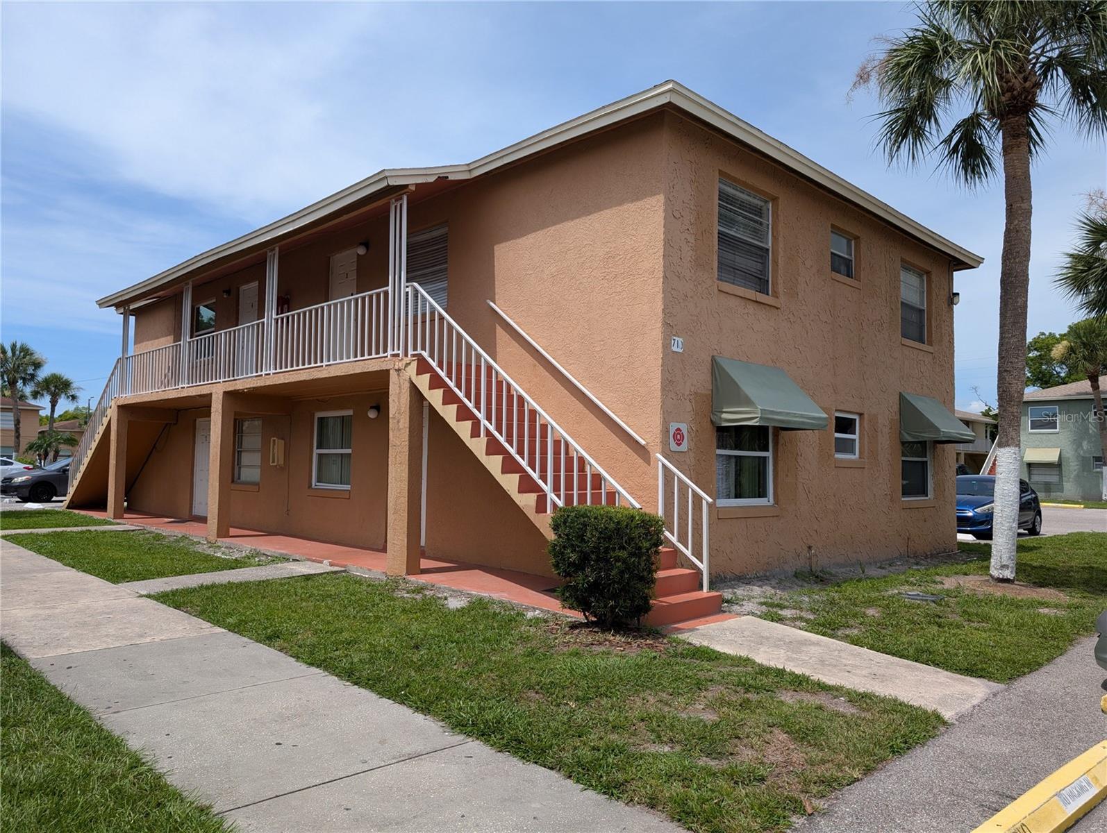 PALM GARDENS CONDO - Residential Lease