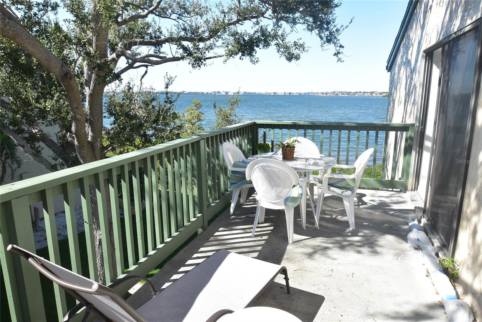 PELICAN COVE VII - Residential Lease