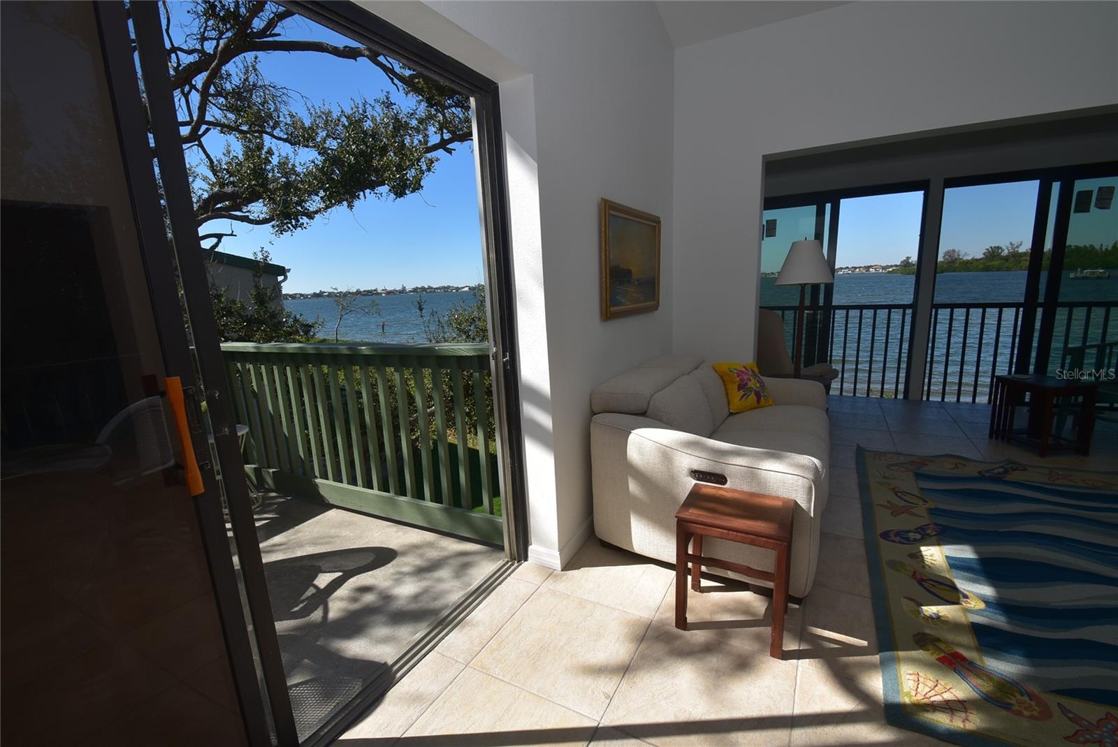 PELICAN COVE VII - Residential Lease
