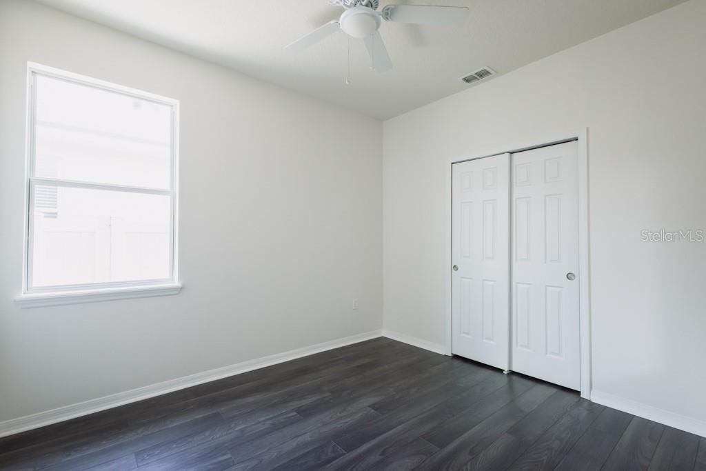 AZALEA COVE ESTATES - Residential Lease