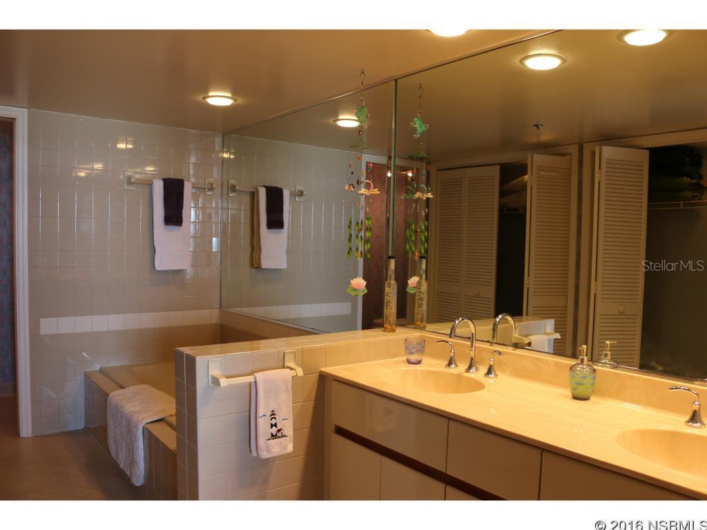 Tradewinds Condo - Residential