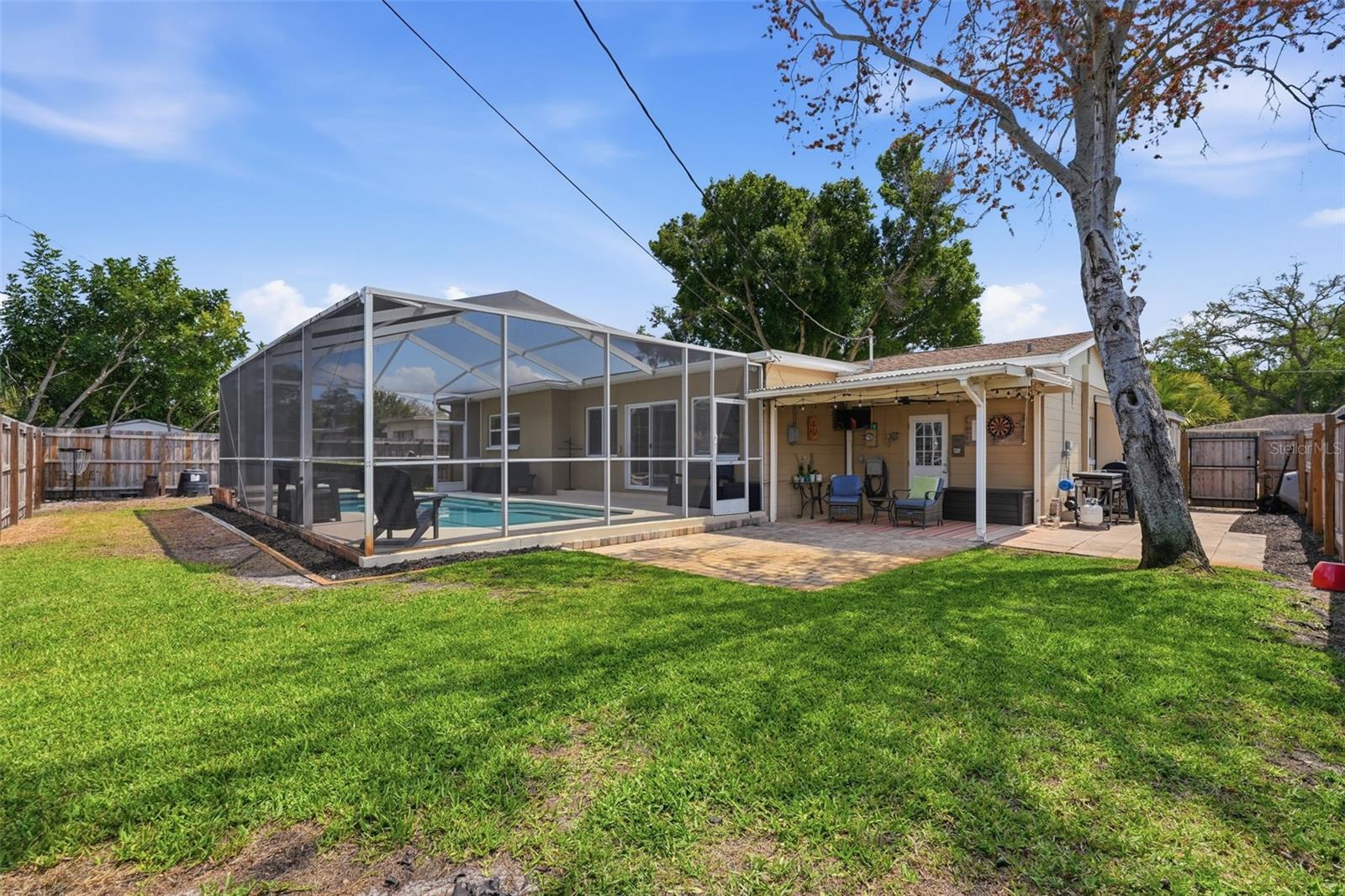 WEST GATE MANOR 35TH AVE REP - Residential