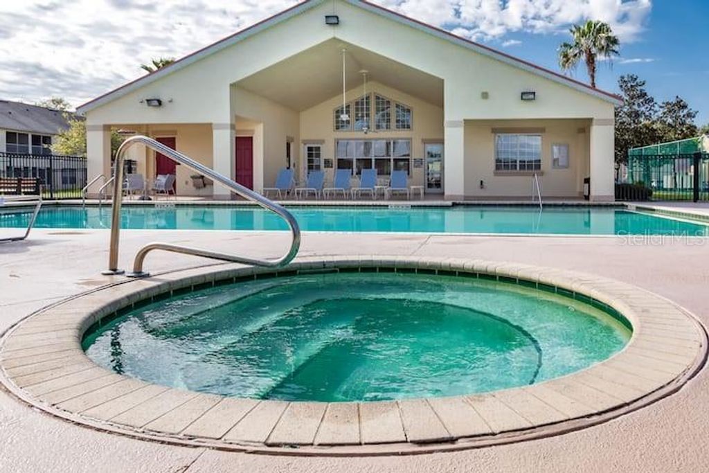 Photo of 2890 Club Cortile Circle, Kissimmee, FL 34746 (MLS # O6400811)