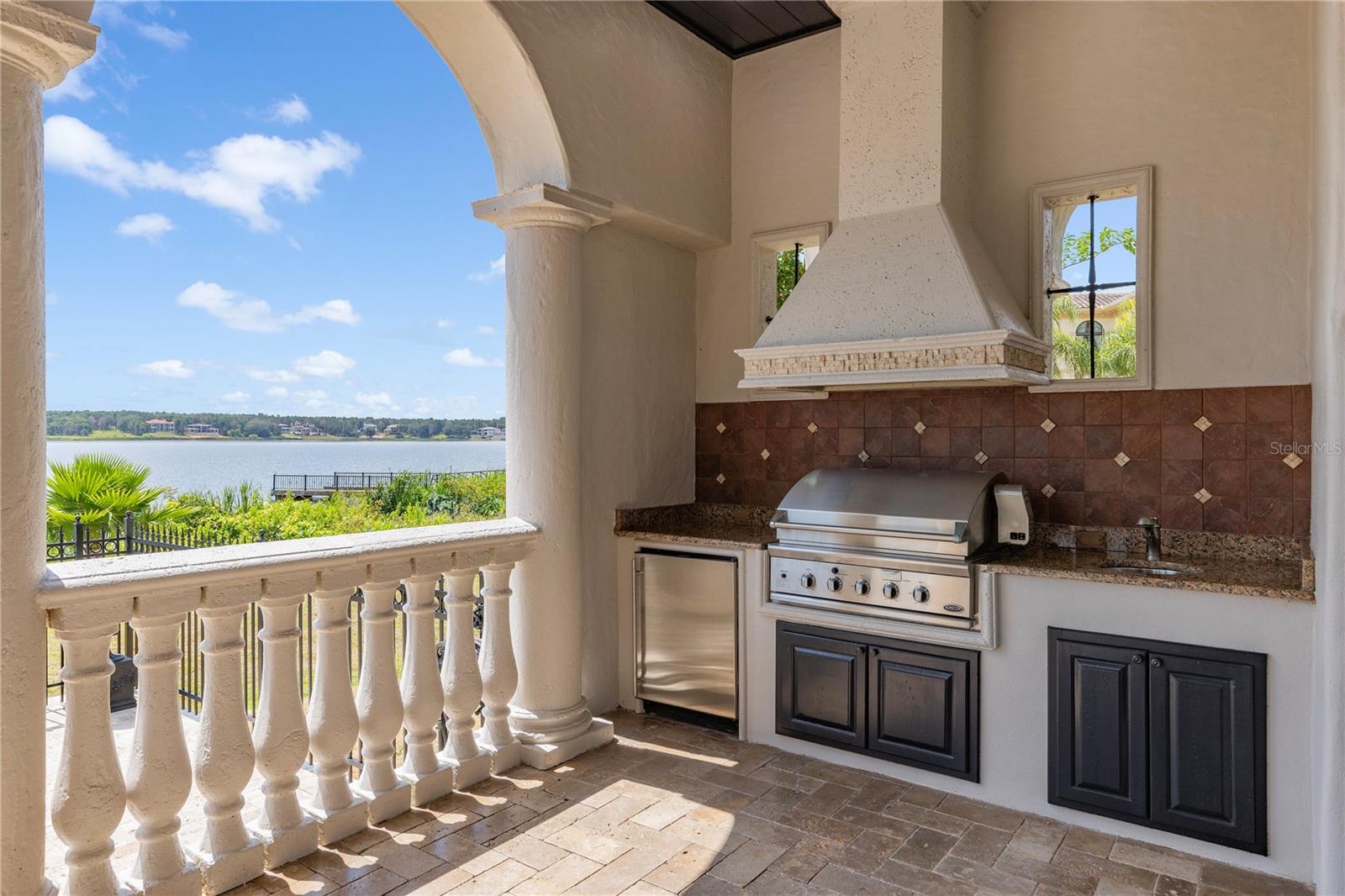 BELLA COLLINA EAST SUB - Residential