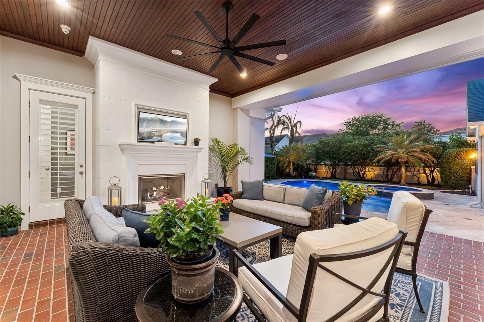 BALDWIN PARK UT 01 50 121 - Residential