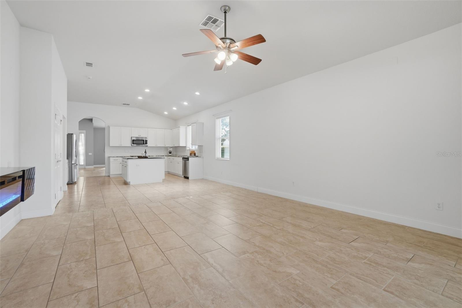 SPRING ISLE - Residential