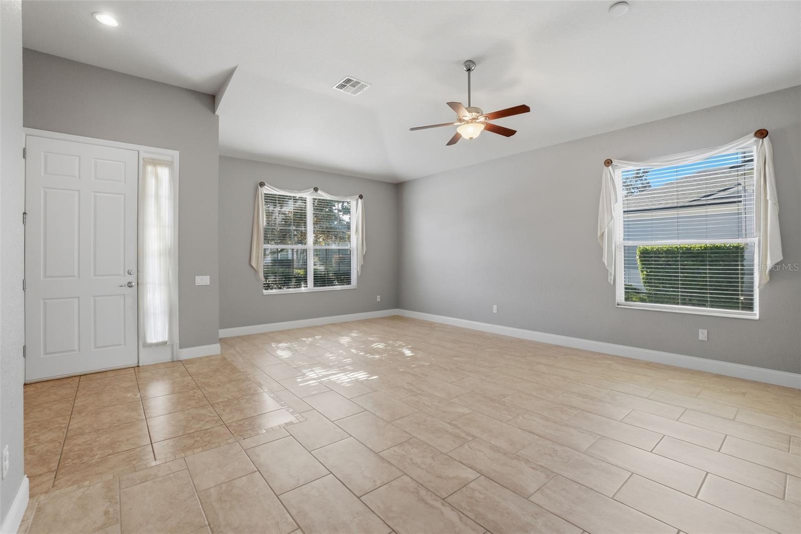 SPRING ISLE - Residential