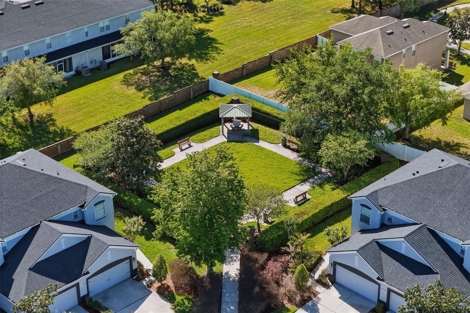 SPRING ISLE - Residential