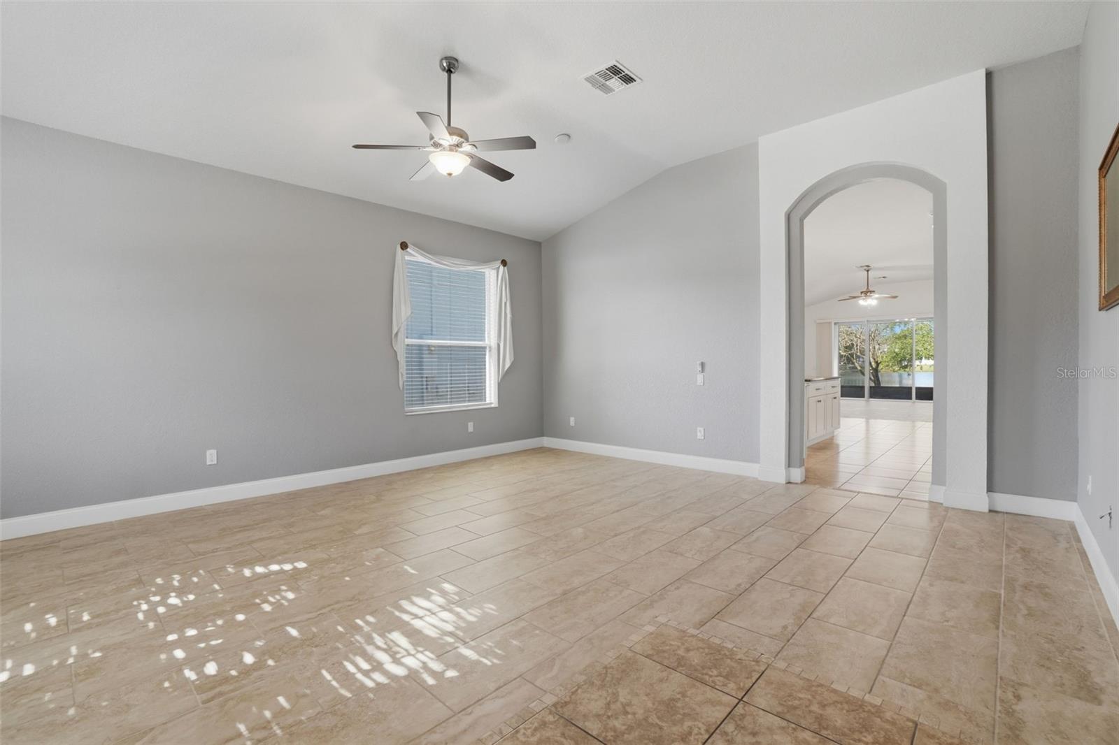 SPRING ISLE - Residential