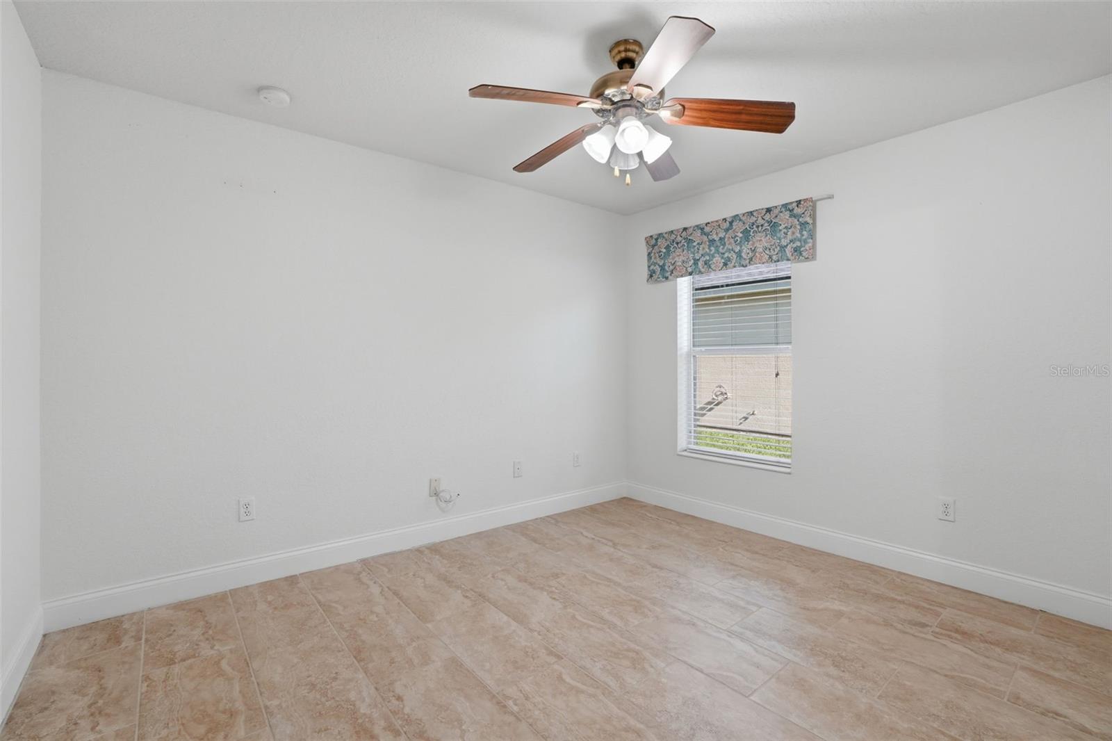 SPRING ISLE - Residential