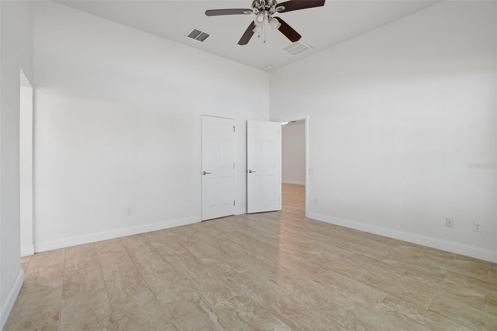 SPRING ISLE - Residential