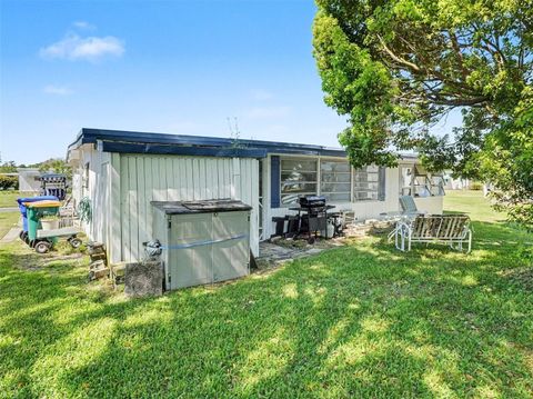 Tiny photo for 1124 Forest Lane, Tavares, FL 32778 (MLS # O6393722)