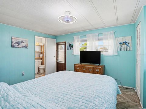 Tiny photo for 1124 Forest Lane, Tavares, FL 32778 (MLS # O6393722)