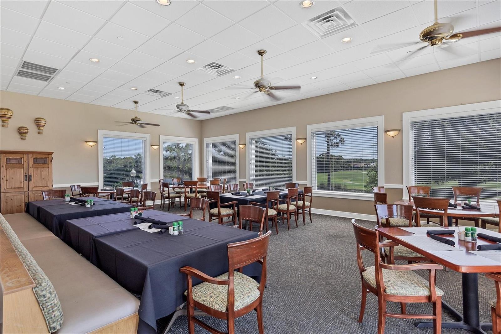 PELICAN POINTE GOLF & COUNTRY CLUB - Residential