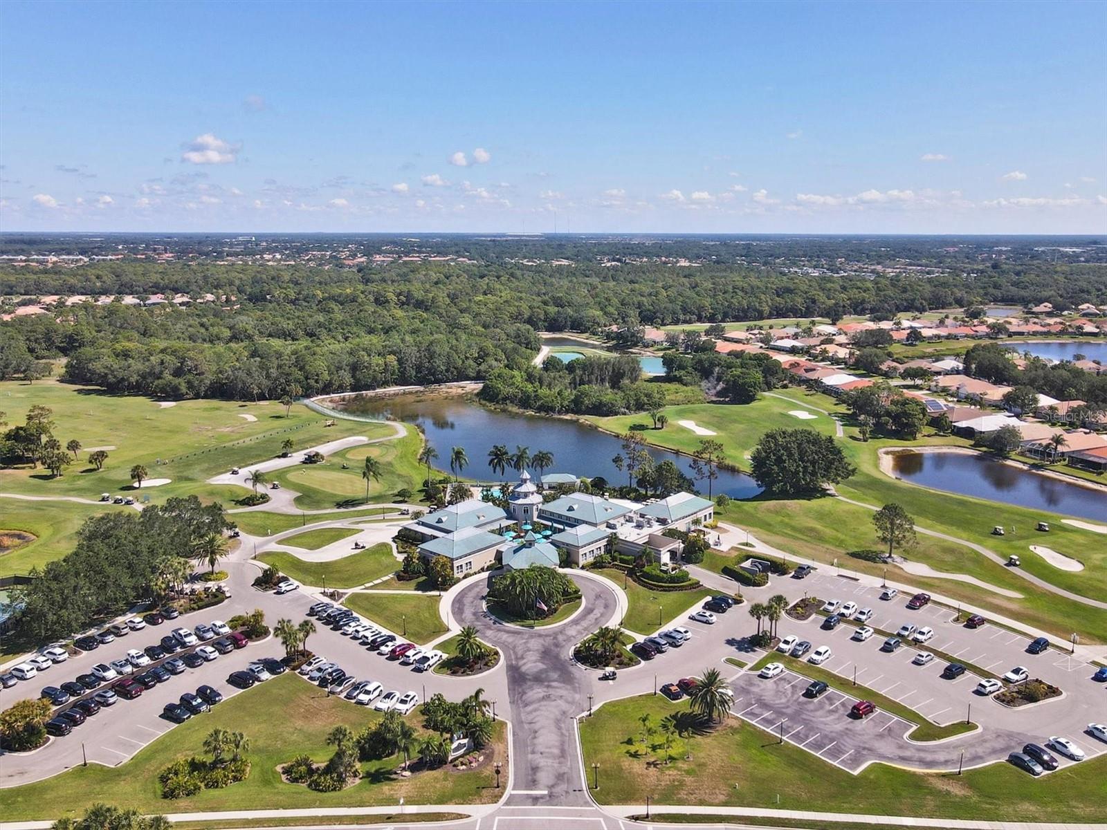 PELICAN POINTE GOLF & COUNTRY CLUB - Residential
