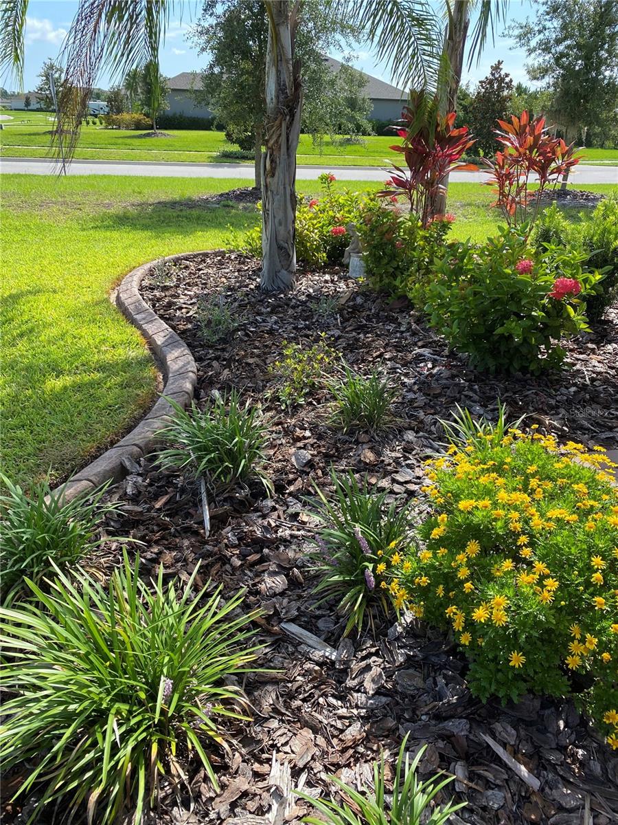 1728 TWIN RIVERS TRAIL