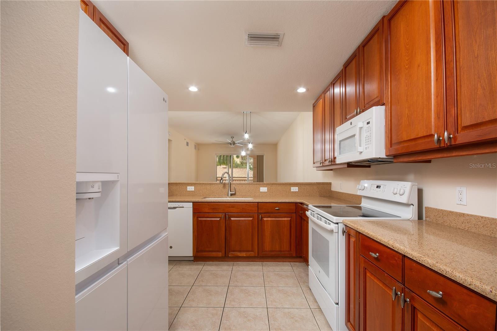 PHILLIPPI LANDINGS E - Residential Lease
