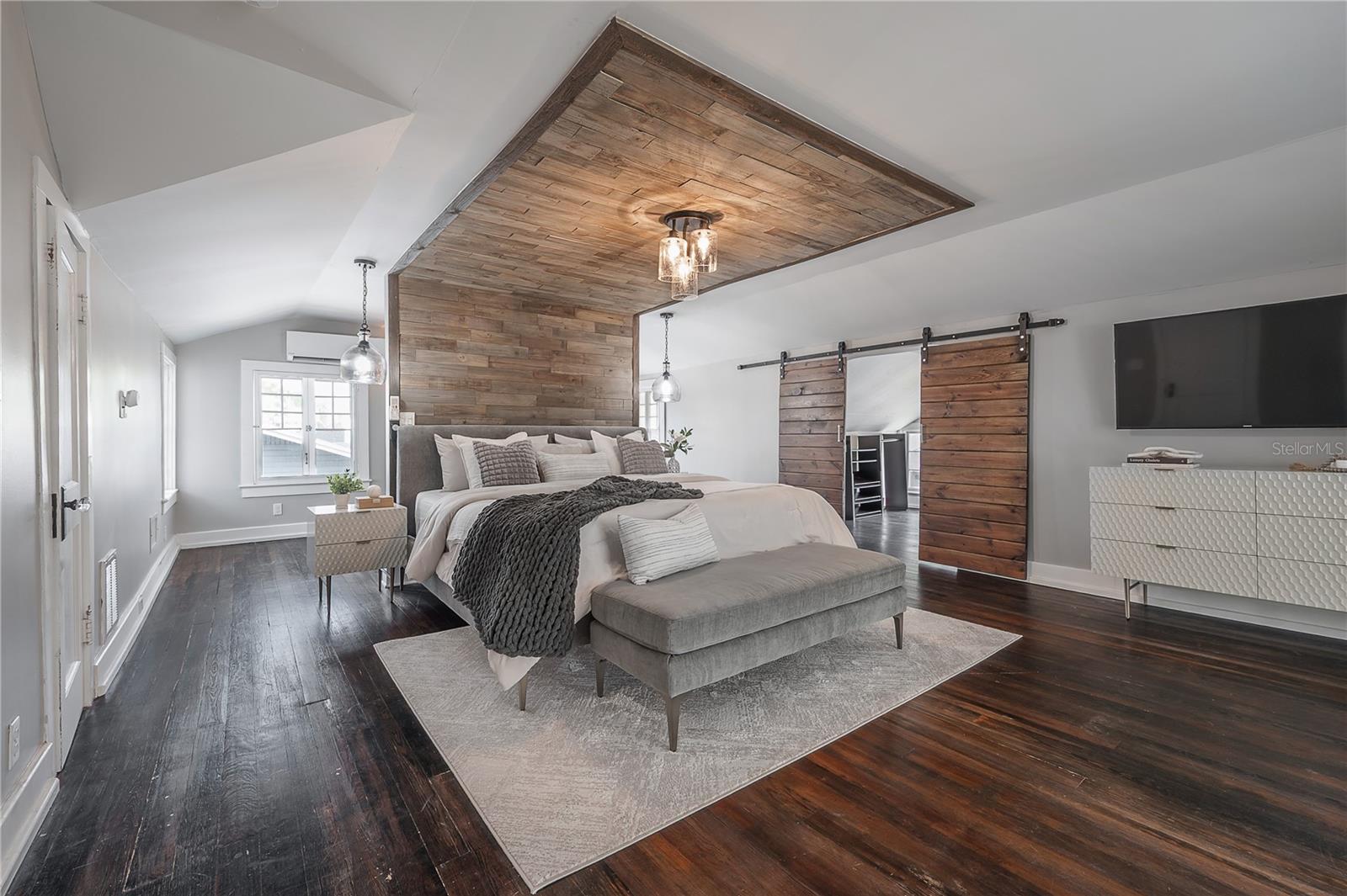 SUWANEE HEIGHTS - Residential