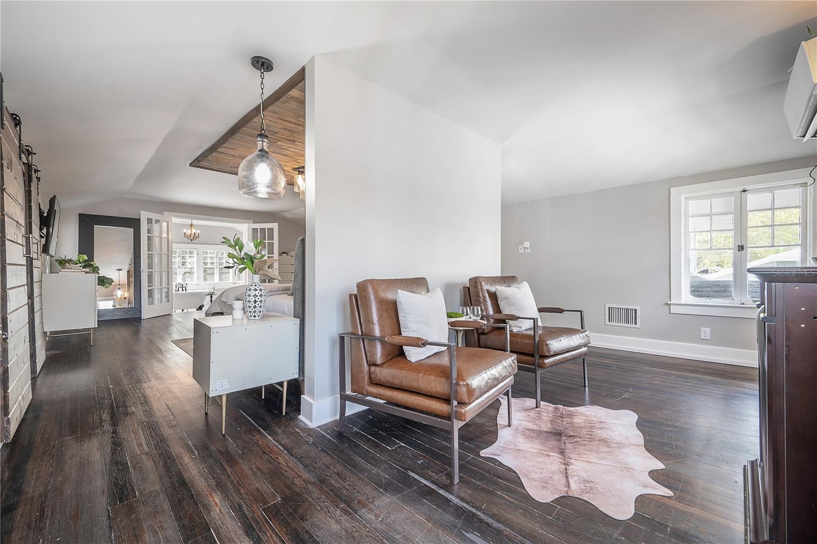 SUWANEE HEIGHTS - Residential