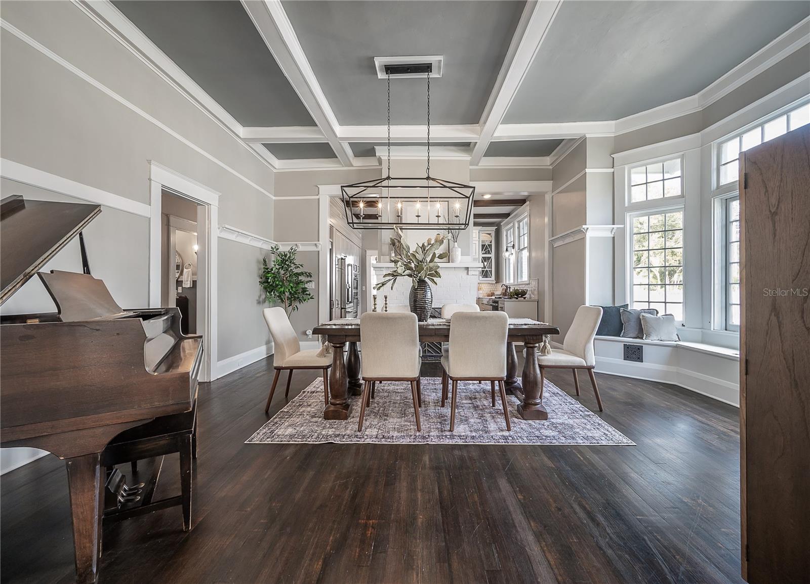 SUWANEE HEIGHTS - Residential