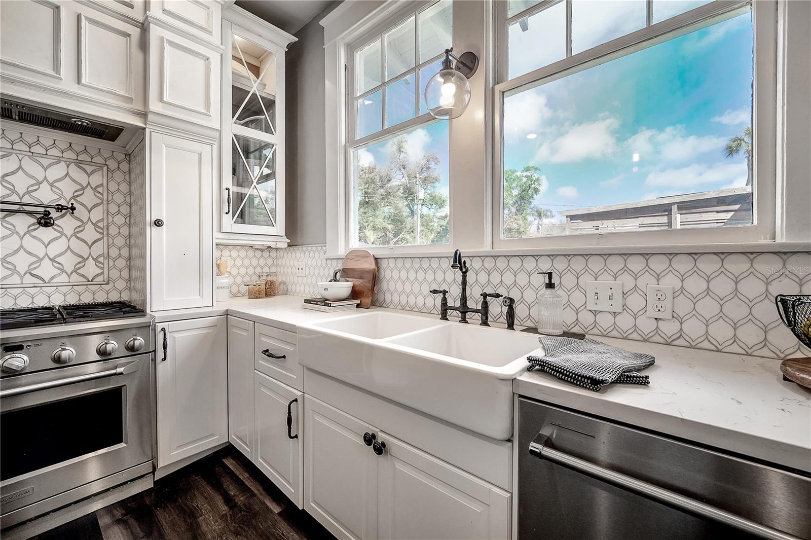 SUWANEE HEIGHTS - Residential