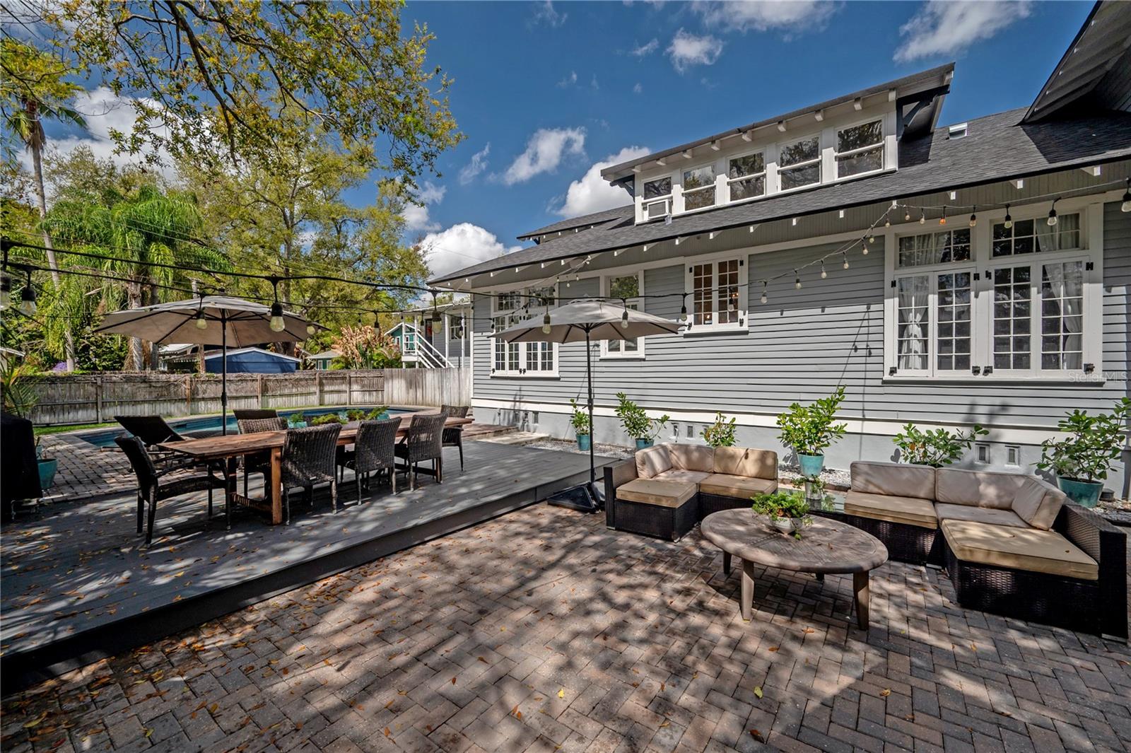 SUWANEE HEIGHTS - Residential