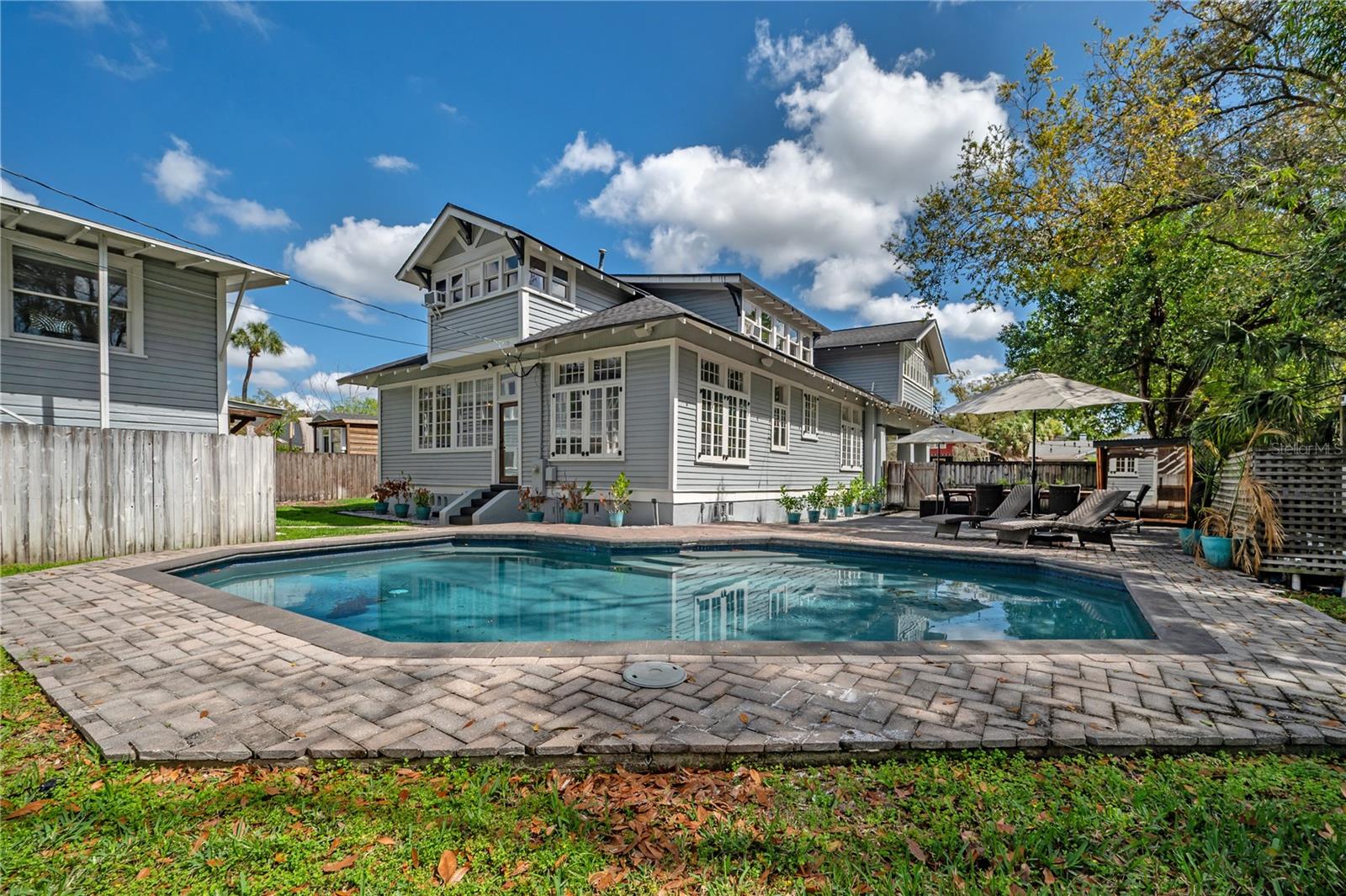 SUWANEE HEIGHTS - Residential