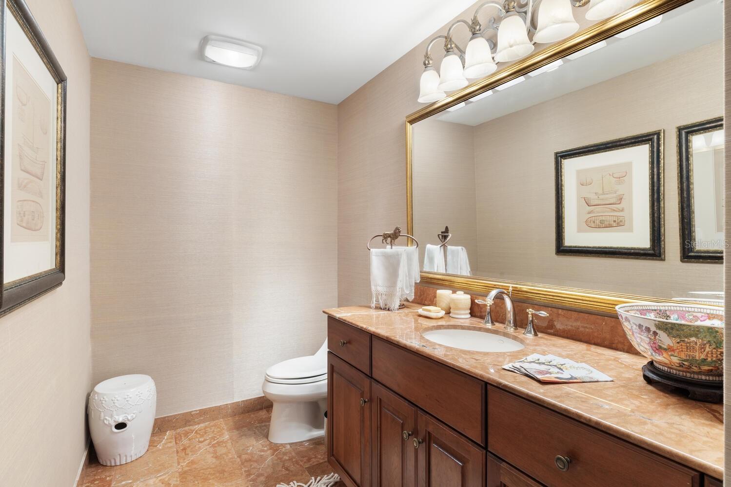 THE RESIDENCES - Residential