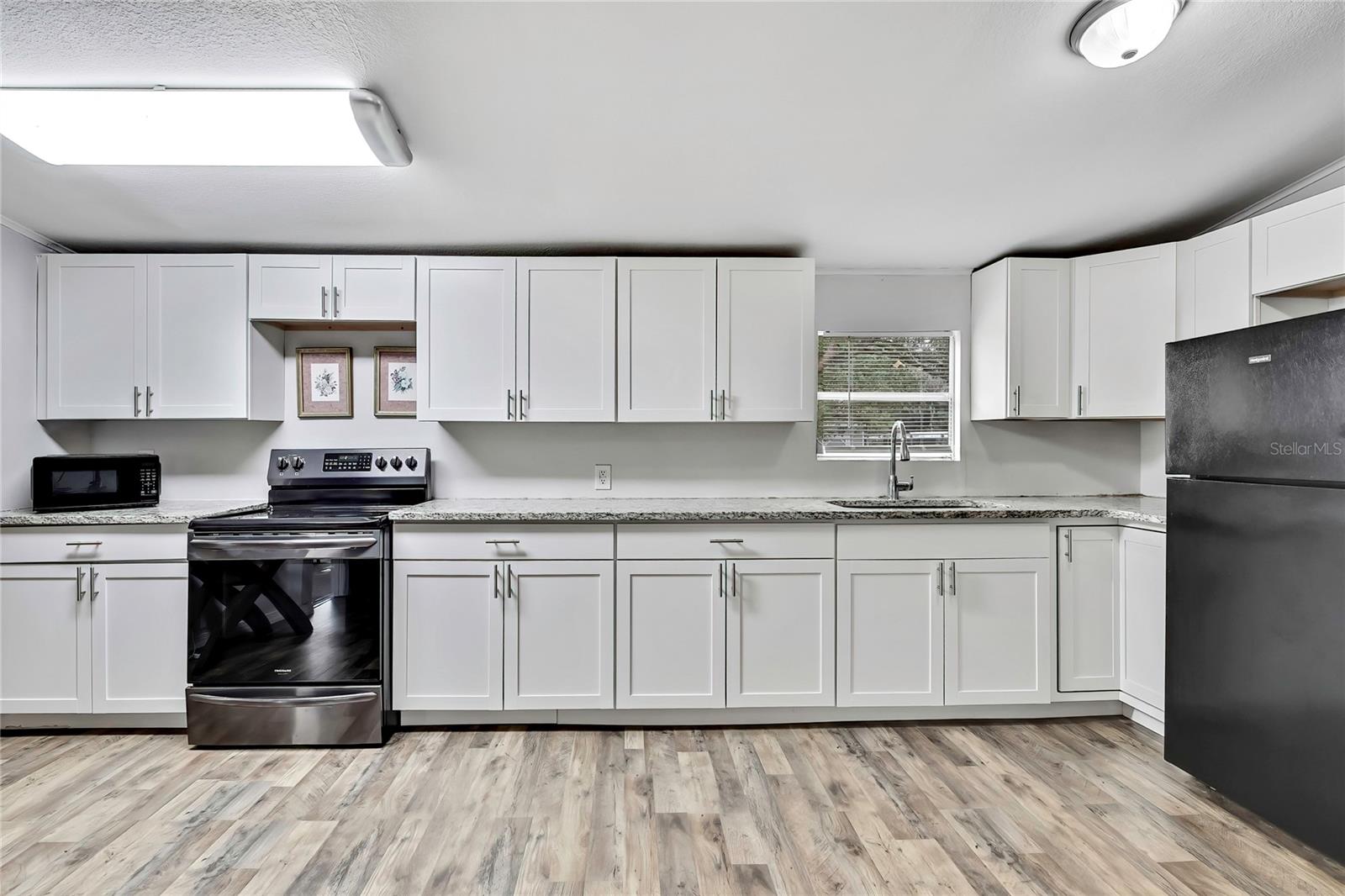 HUDSON HILLS - Residential