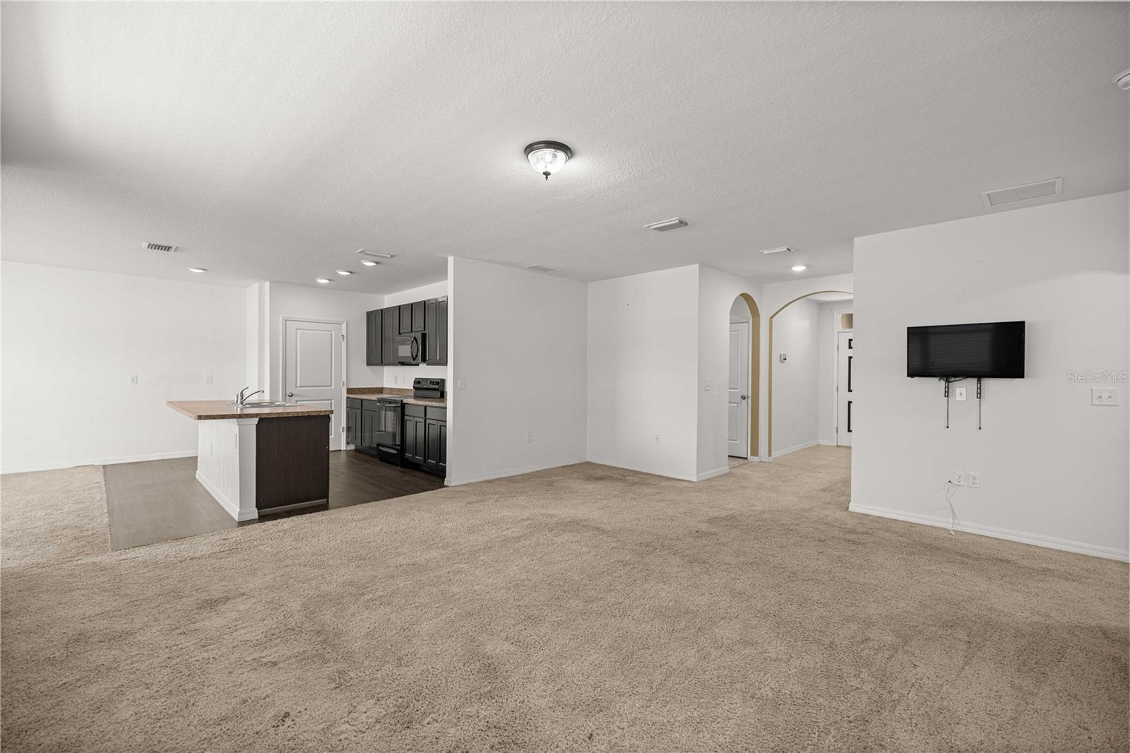 COBBLESTONE NORTH - Residential