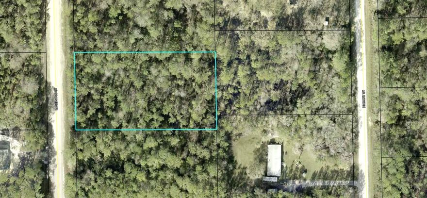 Nice 165x300' country lot zoned for manufactured home or site built home, farm animals welcome,  within 30 minutes to shopping 
hospital, I=95 and Flagler Beach. All inspections and improvement buyers responsibility.