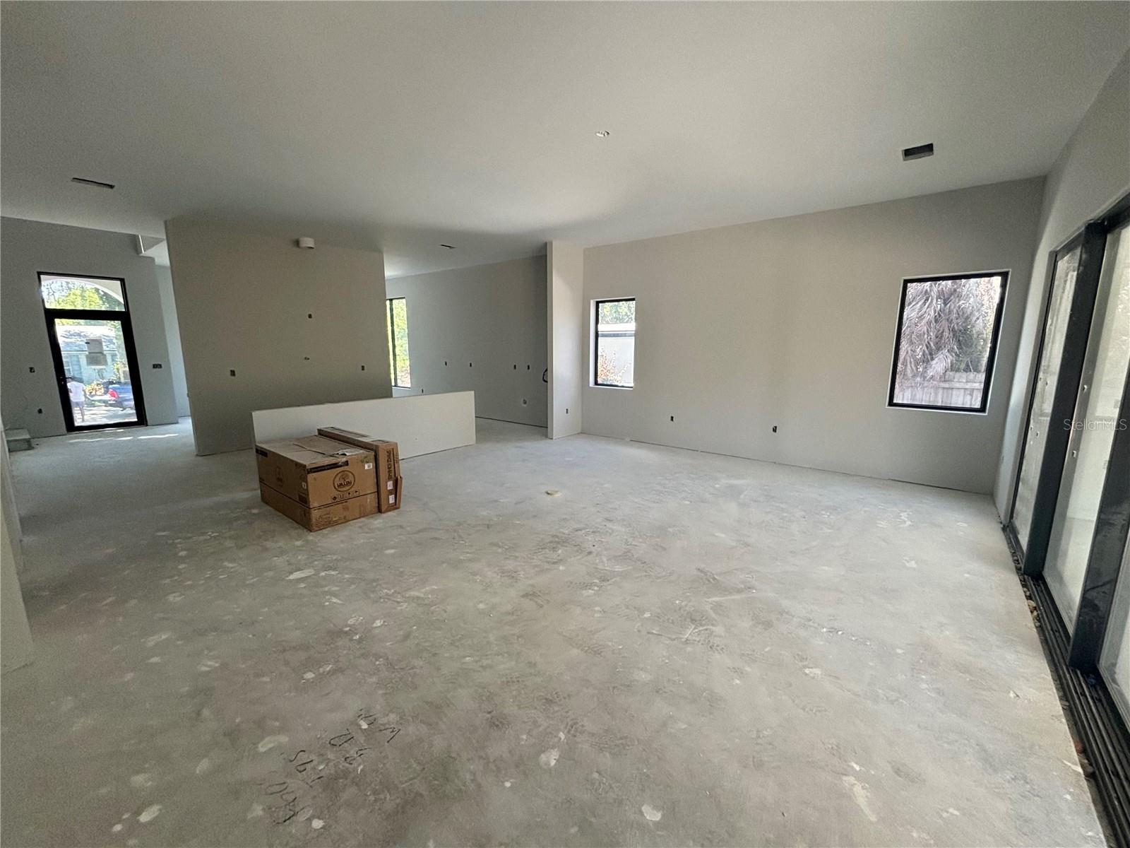 HOLLIEANNA SHORES - Residential