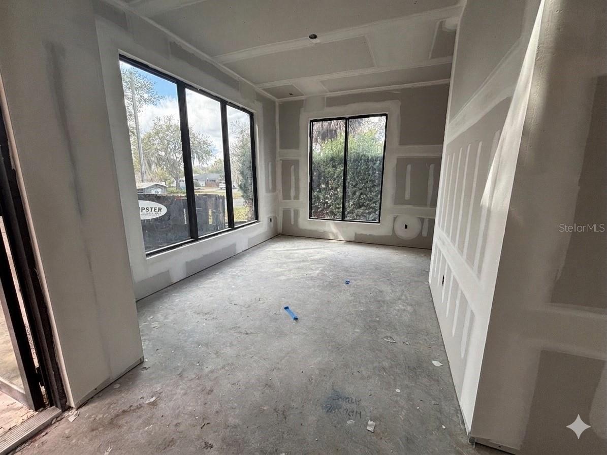 HOLLIEANNA SHORES - Residential