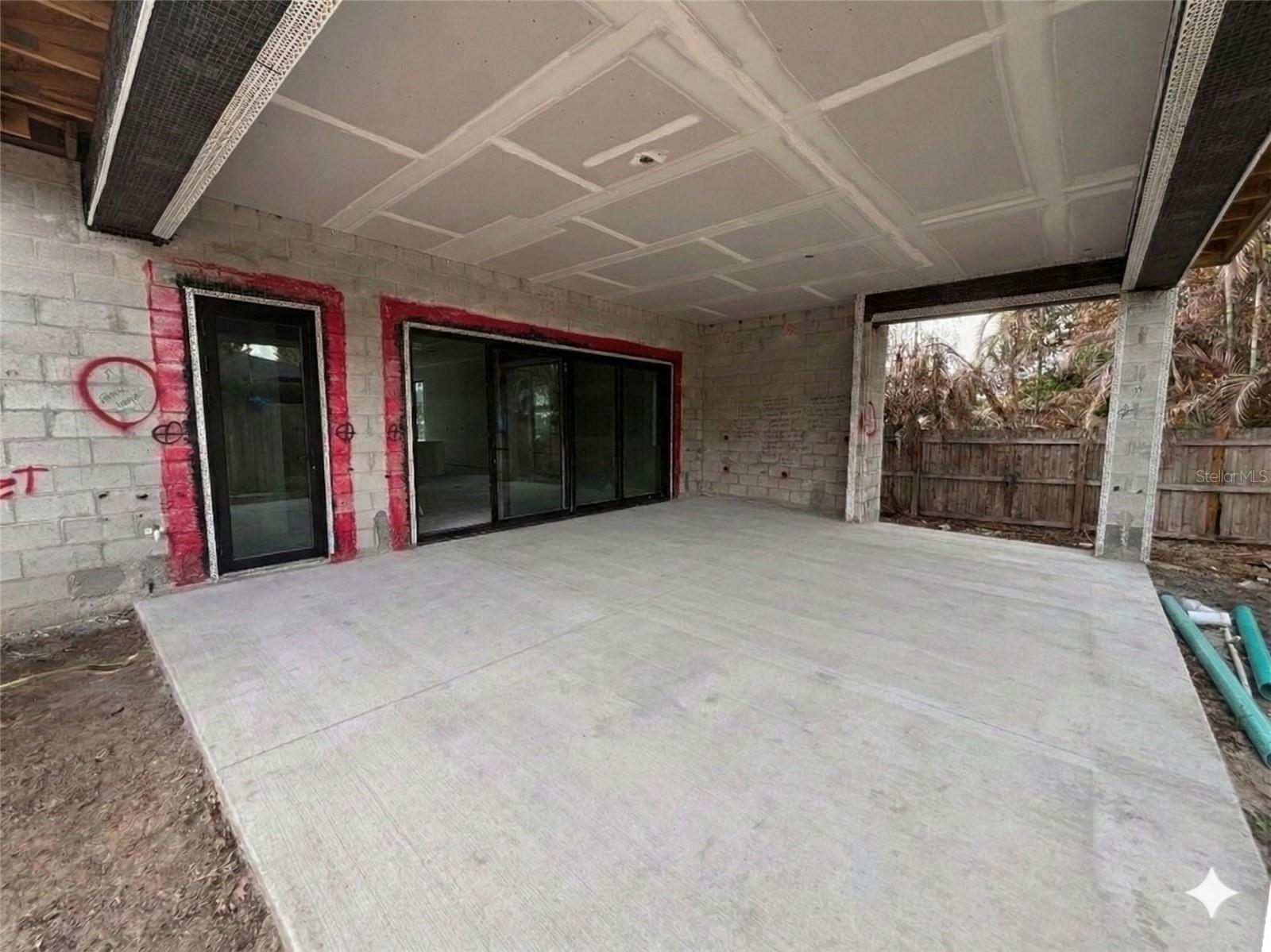 HOLLIEANNA SHORES - Residential