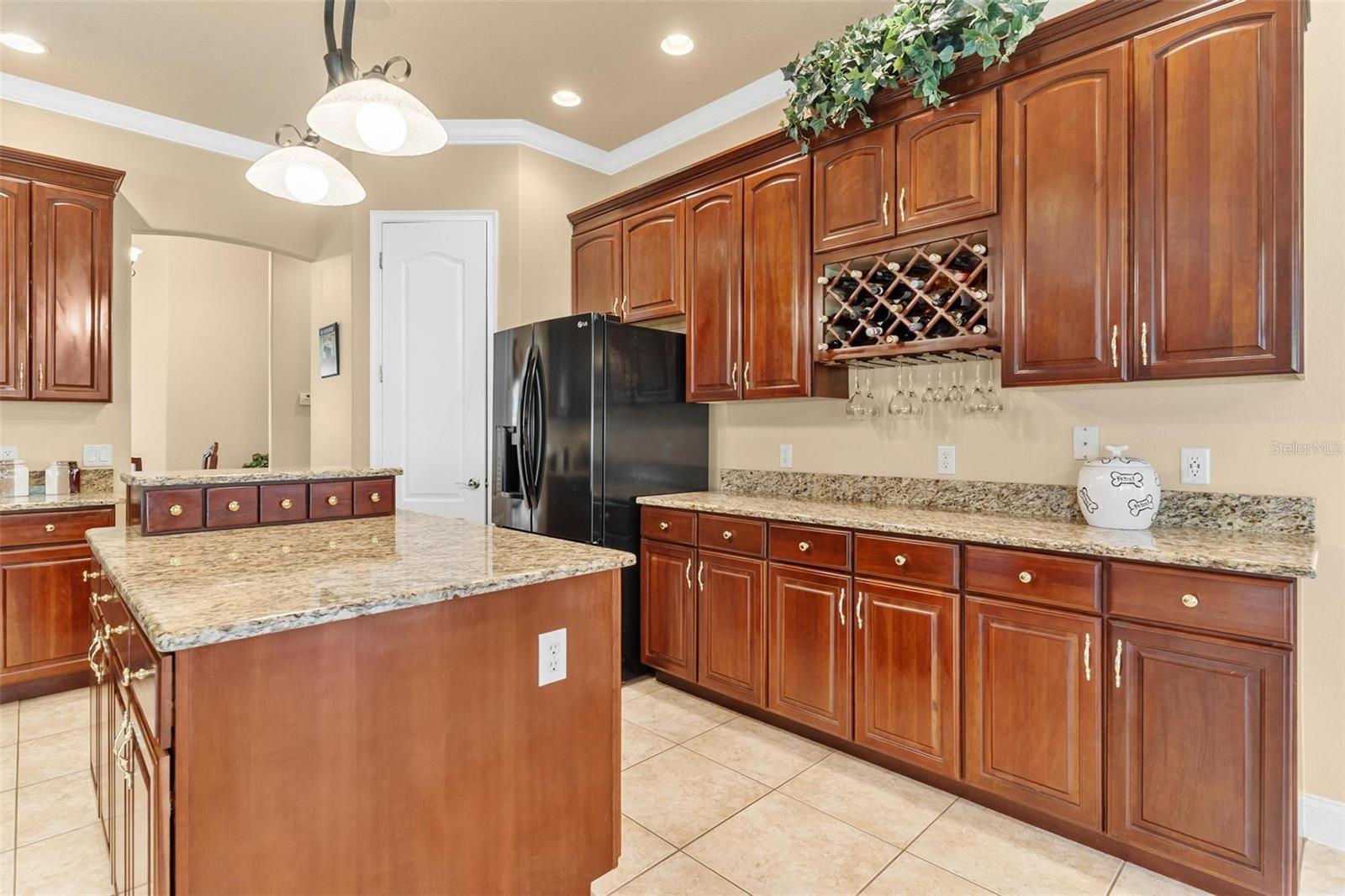 HARBOR HILLS UNIT 01 - Residential