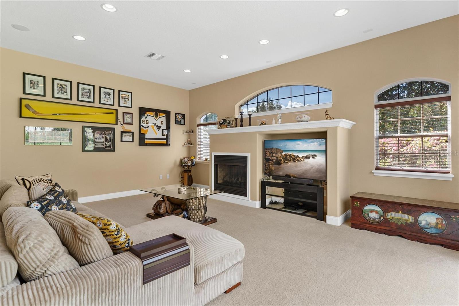 HARBOR HILLS UNIT 01 - Residential