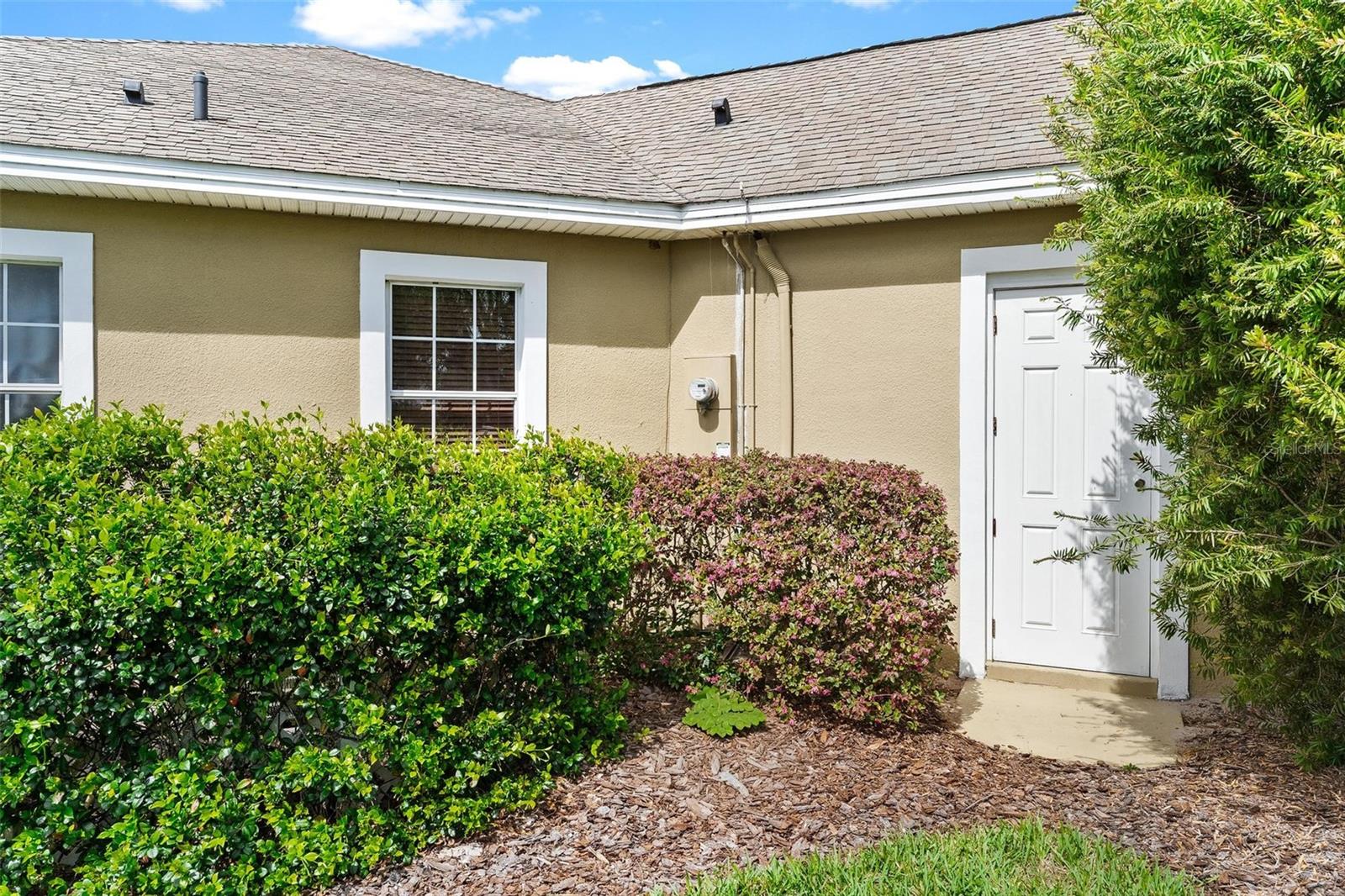 HARBOR HILLS UNIT 01 - Residential