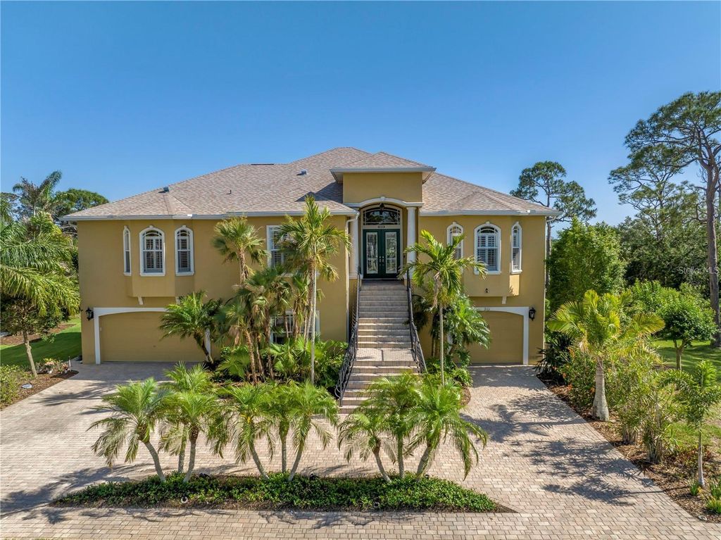 Photo of 2101 N Pointe Alexis Drive, Tarpon Springs, FL 34689 (MLS # TB8433519)