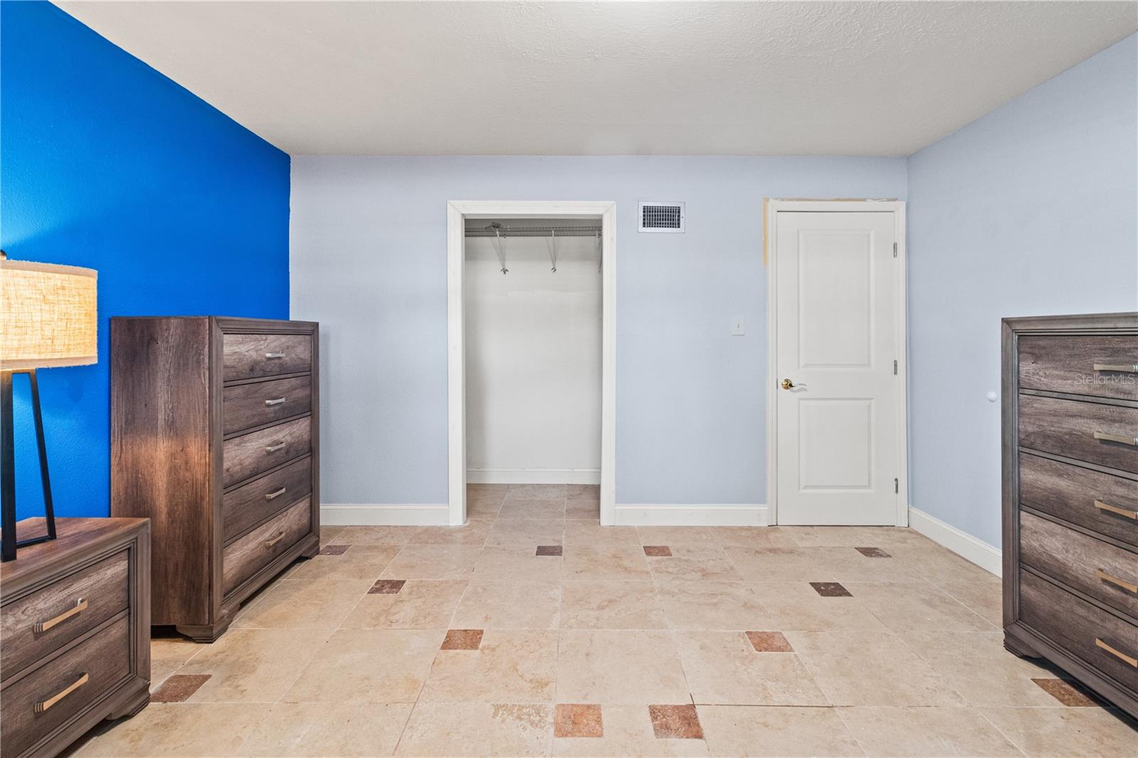 SANCTUARY AT SWEETWATER CREEK - Residential