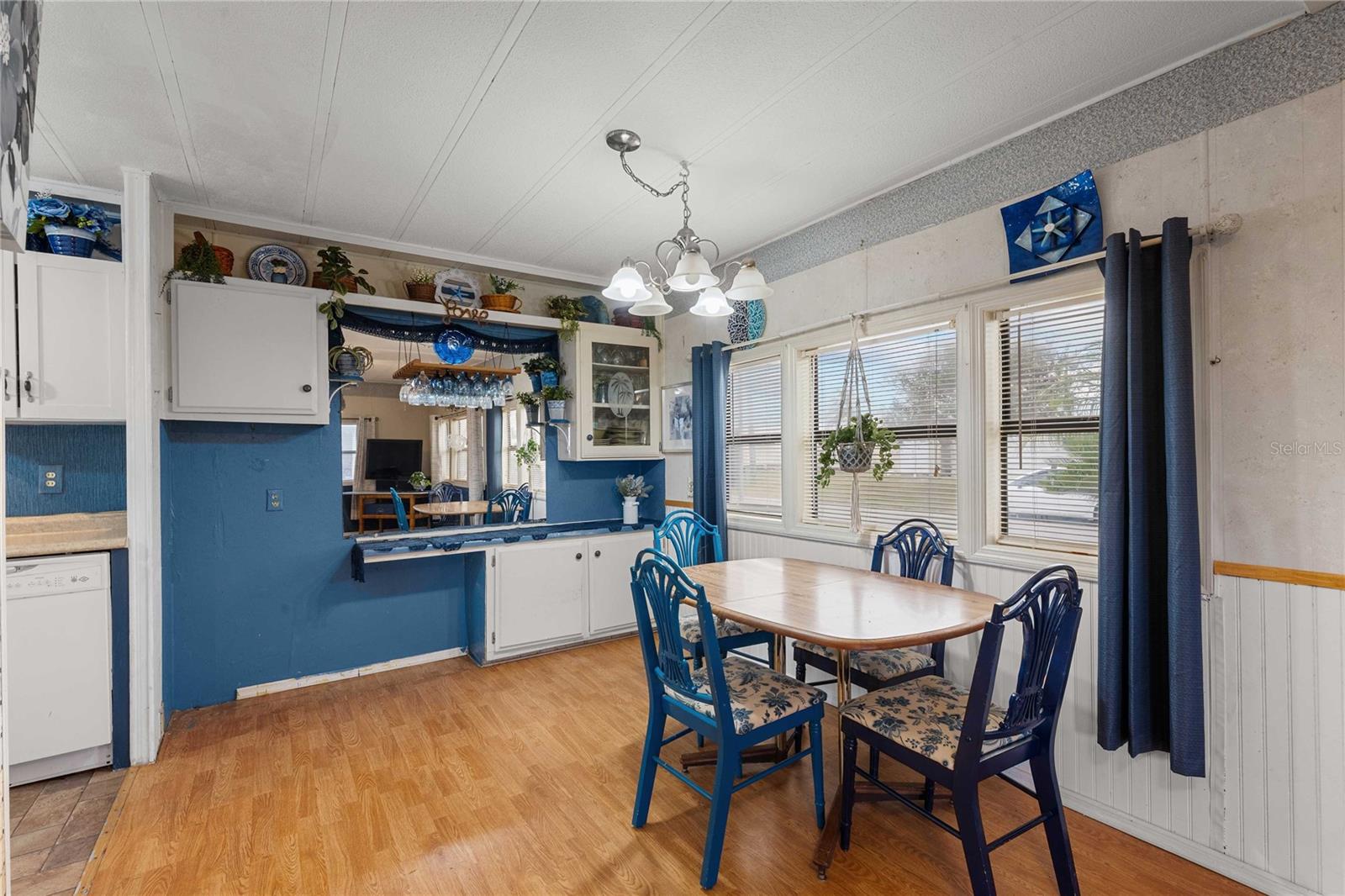 BETMAR ACRES - Residential