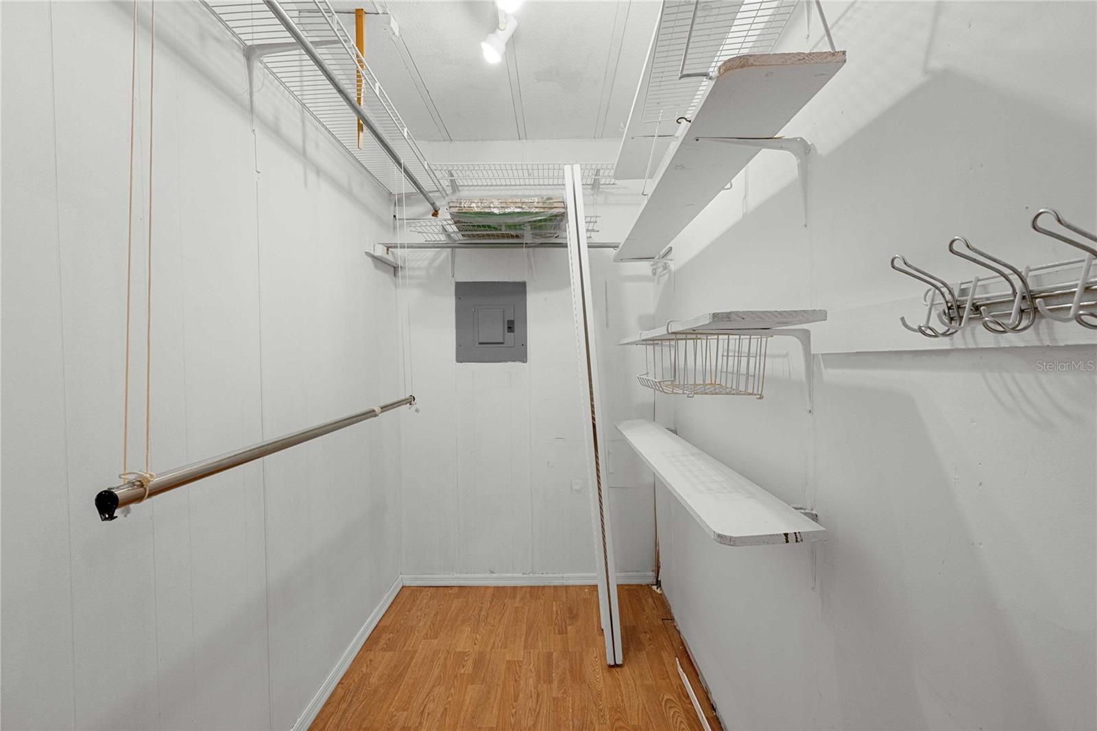 BETMAR ACRES - Residential