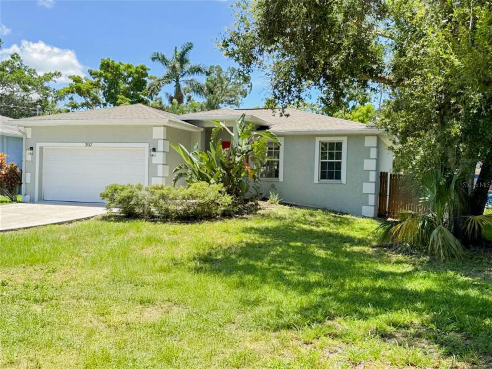 2017 17TH AVENUE W