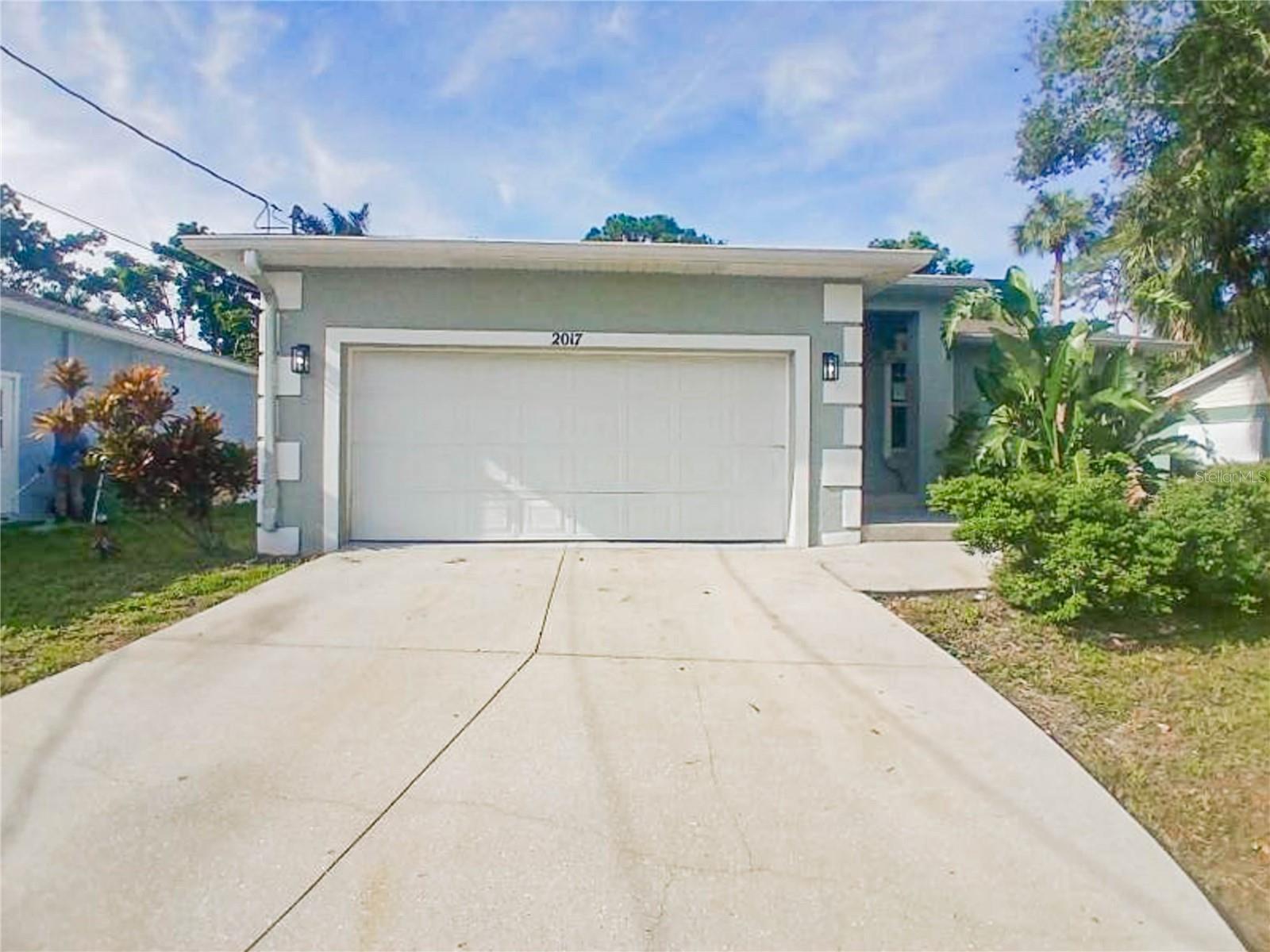 2017 17TH AVENUE W