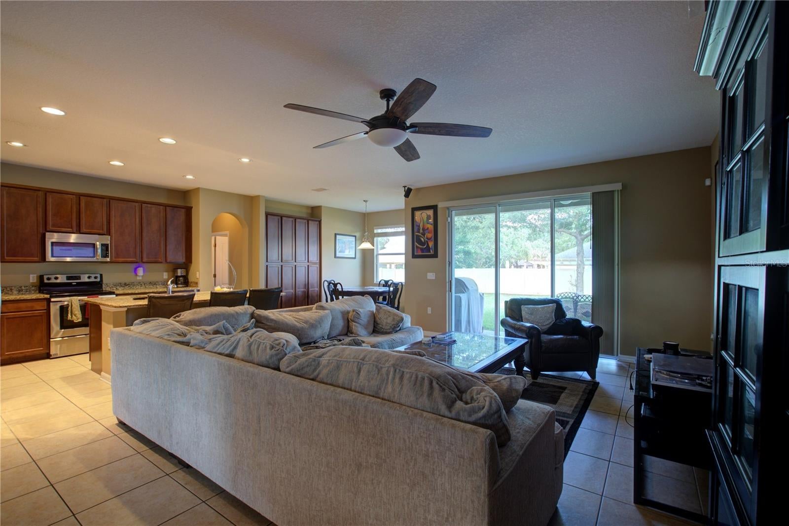 2516 WOODSIDE RIDGE DRIVE