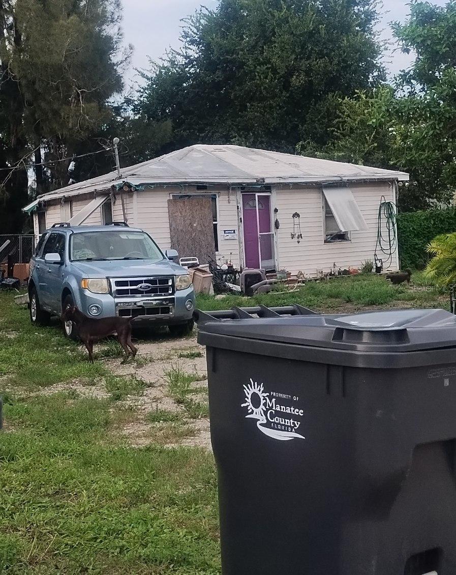 1305 & 1309 HARDIN AVENUE